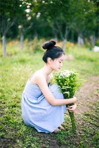 畅销小说推荐夫人她一心搞事业，世子赢麻了